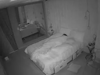 Camsoda Adult Video Chat of voyeurcam-casa-salsa-bedroom-2