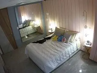 Camsoda Nude Webcam of voyeurcam-casa-salsa-bedroom-2