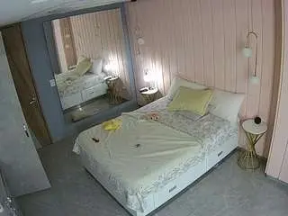 Camsoda Live Sex of voyeurcam-casa-salsa-bedroom-2
