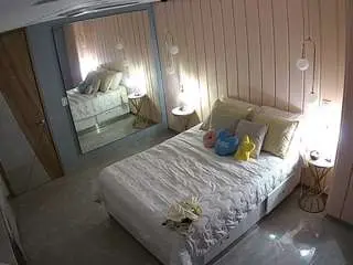Camsoda Nude Webcam of voyeurcam-casa-salsa-bedroom-2