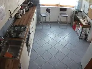 Camsoda Adult Webcams of voyeurcam-julmodels-kitchen-2