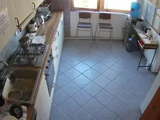 Camsoda Adult Webcam of voyeurcam-julmodels-kitchen-2