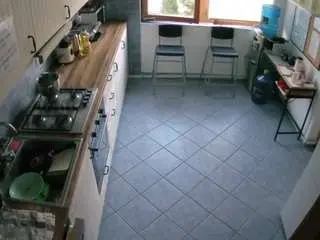 Camsoda Free Porn Cam of voyeurcam-julmodels-kitchen-2