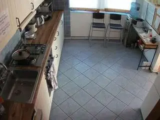 Camsoda Live Porn of voyeurcam-julmodels-kitchen-2