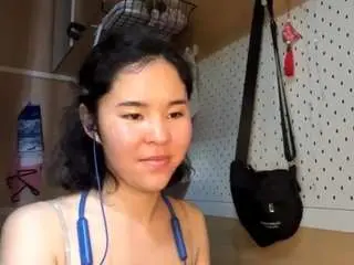 Camsoda Sex Cam of genniewaltemeyer