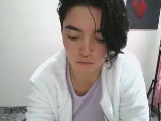 Camsoda Free Live Porn of cameliasaenz