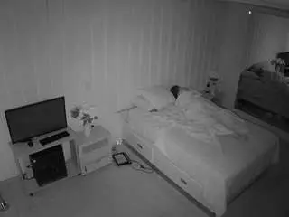 Camsoda Live Sex of voyeurcam-casa-salsa-bedroom-5