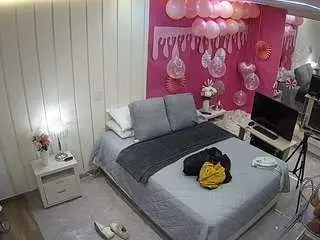 Camsoda Adult Webcam of voyeurcam-casa-salsa-bedroom-5
