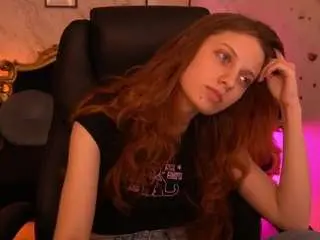 Camsoda Free Live Porn of cuteefoxy