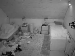 Camsoda Best live sex cam show of voyeurcam-julmodels-whitebed-3