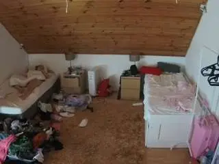 Camsoda Adult Video Chat of voyeurcam-julmodels-whitebed-3