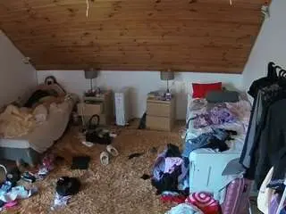 Camsoda Best live sex cam show of voyeurcam-julmodels-whitebed-3