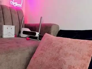 Camsoda Nude Webcam of virgiwilk