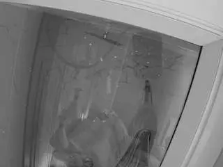 Camsoda Private Sex Chat of voyeurcam-casa-salsa-bathroom-12