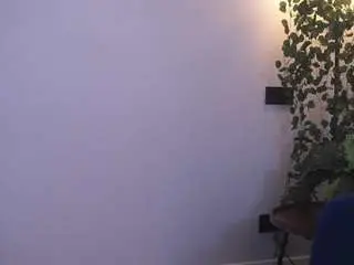 Camsoda Free Porn Cam of jenninehoylton