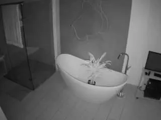 Camsoda Sex Cam of voyeurcam-casa-salsa-bathroom-5