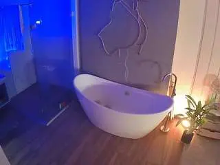 Camsoda Free Live Porn of voyeurcam-casa-salsa-bathroom-5