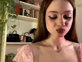 Camsoda Sex Cam of lesterwoloszczak