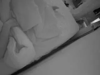 Camsoda Adult Webcam of voyeurcam-julmodels-whitebed-4