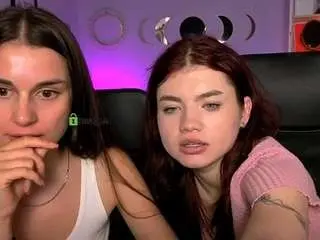 Camsoda Watch Live Sex Cams of elyra-lir