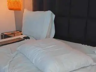 Camsoda Watch Live Sex Cams of natalie-esmith