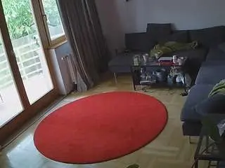 Camsoda Best Webcam of voyeurcam-julmodels-living-1
