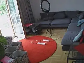 Camsoda Live Sex of voyeurcam-julmodels-living-1