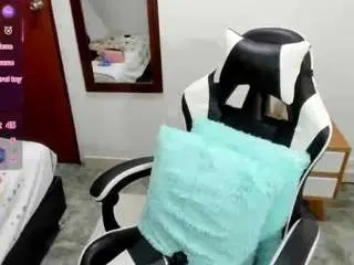 Camsoda Sex Chat of aida-hadid