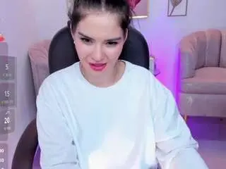 Camsoda Free Porn Cam of saracruz-1