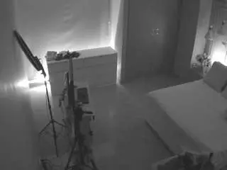 Camsoda Live Sex of voyeurcam-casa-salsa-bedroom-12