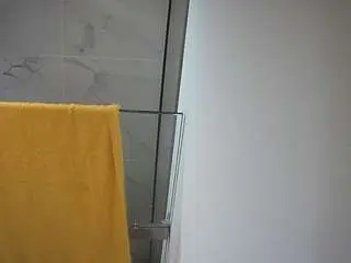 Camsoda Live Porn of voyeurcam-casa-salsa-bathroom-7