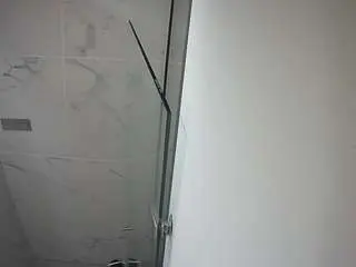 Camsoda Free Porn Cam of voyeurcam-casa-salsa-bathroom-7