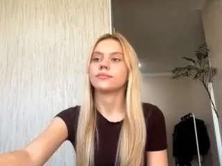 Camsoda Nude Webcam of alliebergum