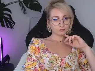 Camsoda Free Live Porn of cinderellamoon