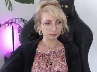 Camsoda Adult Webcam of cinderellamoon