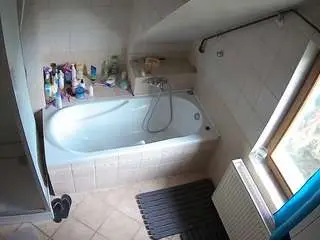 Camsoda Best live sex cam show of voyeurcam-julmodels-bath-2nd-1