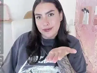 Camsoda Sex Cam of malley-adams