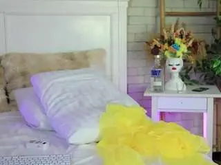 Camsoda Best live sex cam show of emillybronte