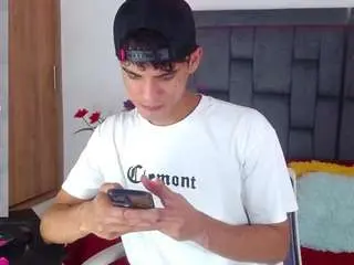Camsoda Sex Cam of petterbigcook