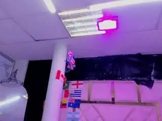 Camsoda Free Live Porn of allison69ts