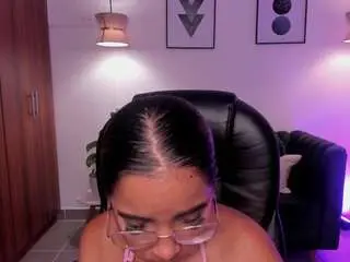 Camsoda Adult Webcams of alana-martiins