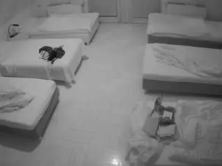 Camsoda Adult Video Chat of voyeurcam-julmodels-bed-6