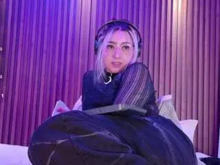Camsoda Free Porn Cam of emily-white9