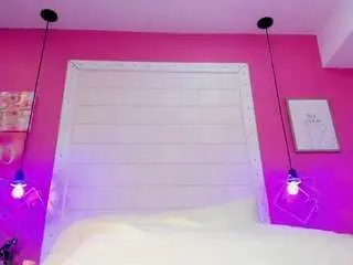 Camsoda Watch Live Sex Cams of sophia-models