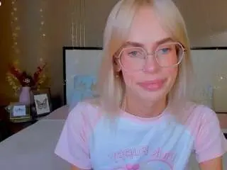 Camsoda Sex Cam of bellatip