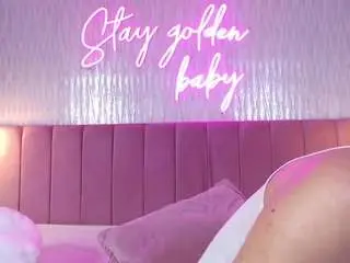 Camsoda Nude Webcam of heatwavwharmony