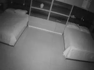 Camsoda Sex Chat of voyeurcam-casa-salsa-versus-room