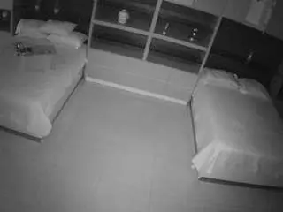 Camsoda Nude Webcam of voyeurcam-casa-salsa-versus-room