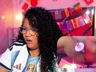 Camsoda Nude Webcam of mhia-rey