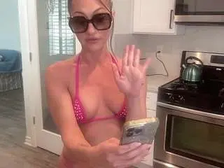 Camsoda Adult Webcam of whitneyoc